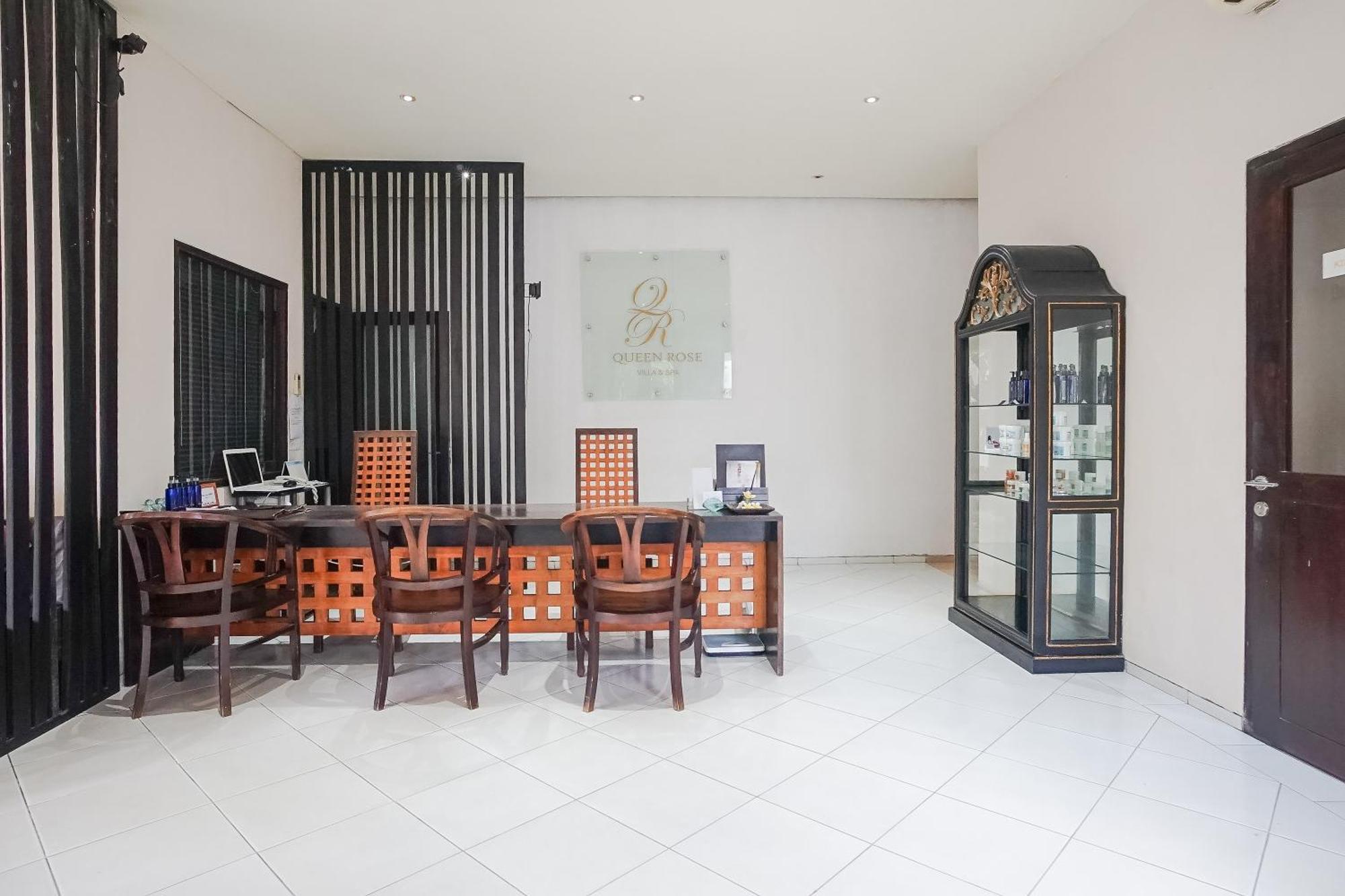 Queen Rose Villa & Spa Jimbaran Exterior foto